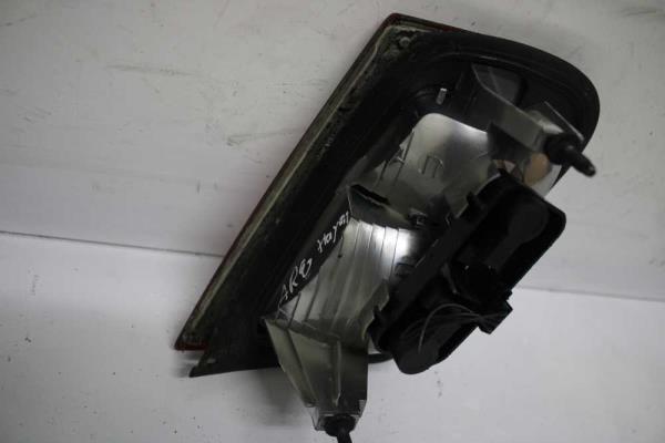 FEU ARRIERE GAUCHE SAAB 9-3 2002 - 2007 - Vue 2